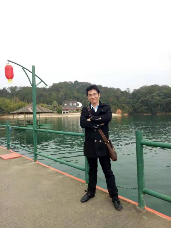 缘分不期而遇的第一张照片--汕头相亲服务中心