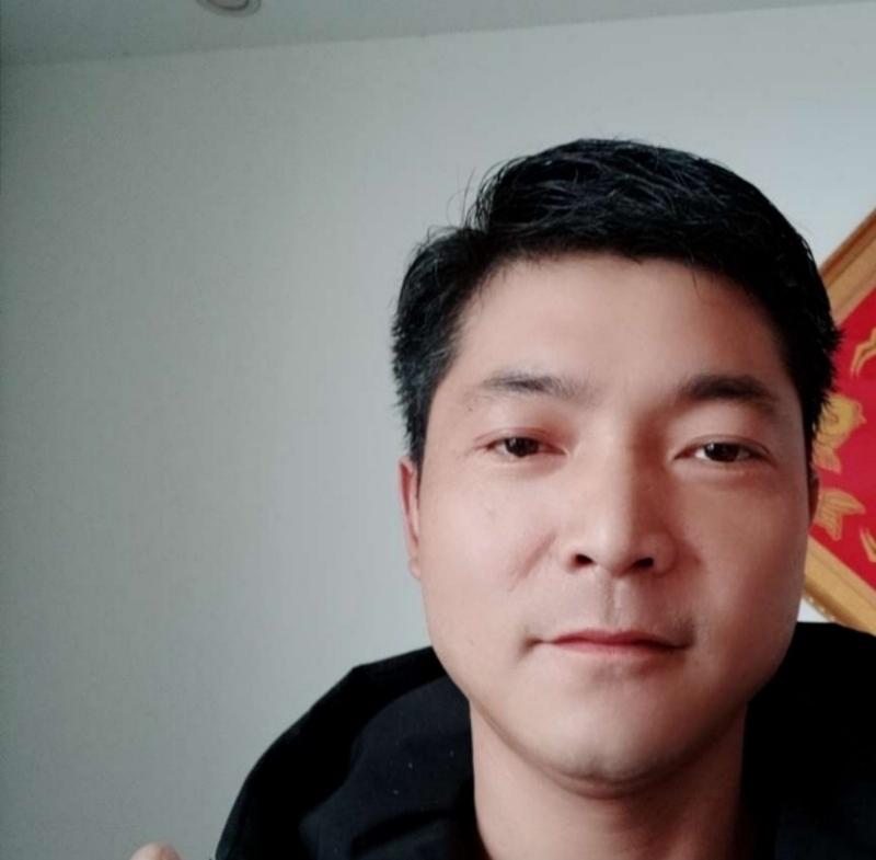 郝运的第一张照片--汕头相亲服务中心