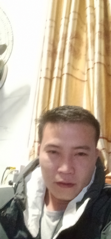 一个人的烟火的第一张照片--汕头相亲服务中心