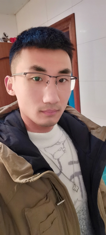 闯红灯吐泡泡的第二张照片--汕头相亲服务中心