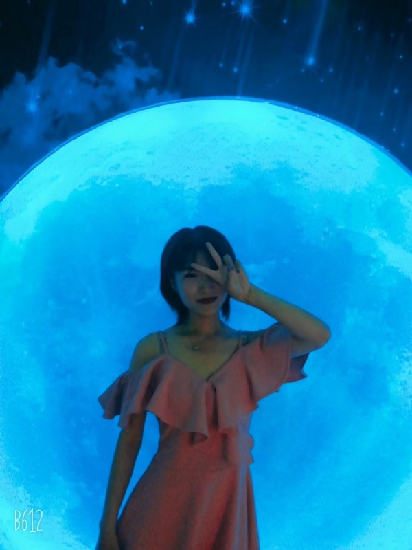 Smile的第一张照片--汕头相亲服务中心