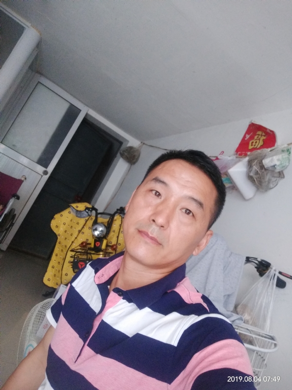 啊豹的第一张照片--汕头相亲服务中心