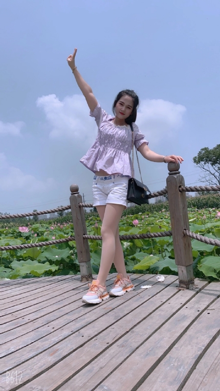 秋水伊人的第二张照片--汕头相亲服务中心