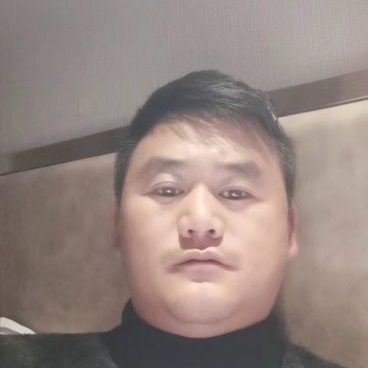 奔跑的第一张照片--汕头相亲服务中心