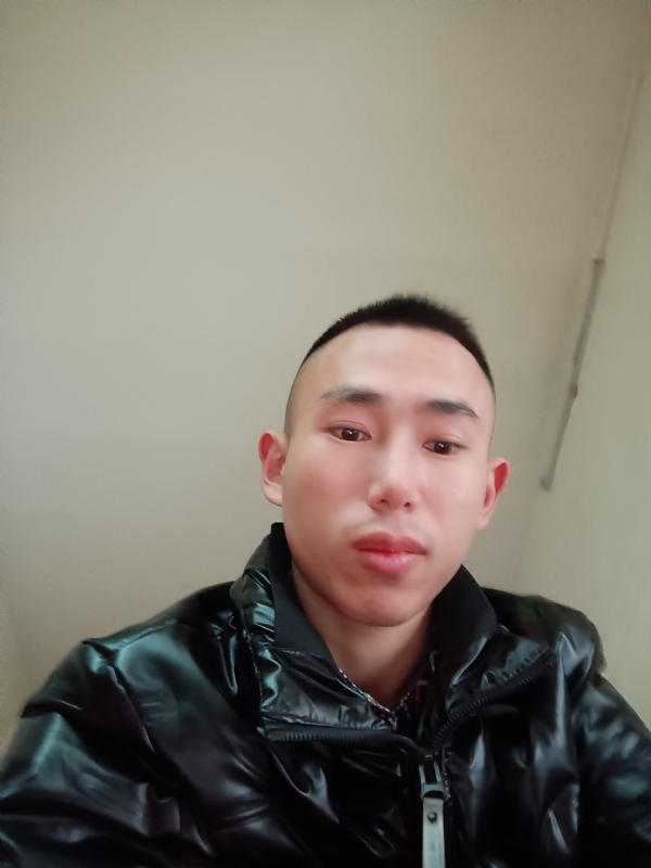 阿浩的第一张照片--汕头相亲服务中心