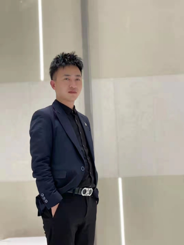 宋定鸿的第二张照片--汕头相亲服务中心