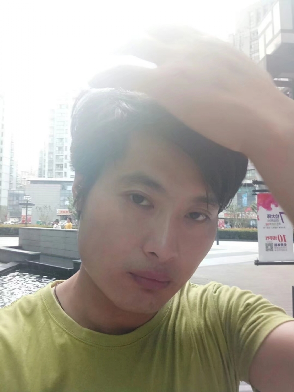 钢铁侠的第一张照片--汕头相亲服务中心