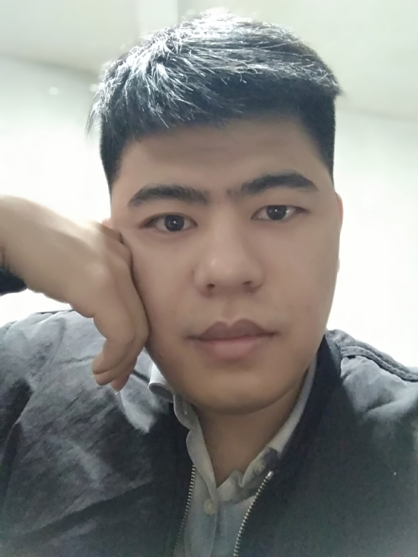 爱笑的人的第一张照片--汕头相亲服务中心