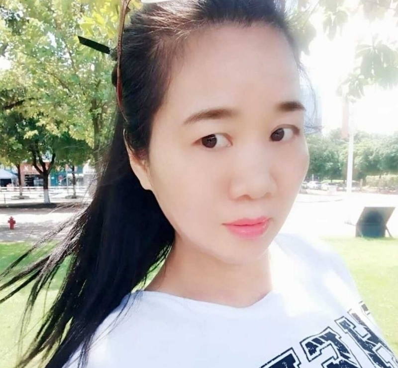 飘雪的第一张照片--汕头相亲服务中心