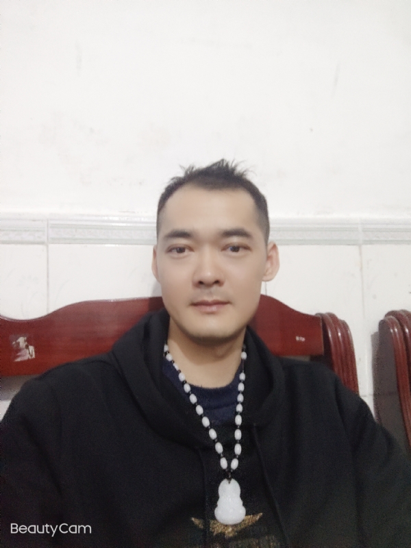 快乐的等待的第一张照片--汕头相亲服务中心