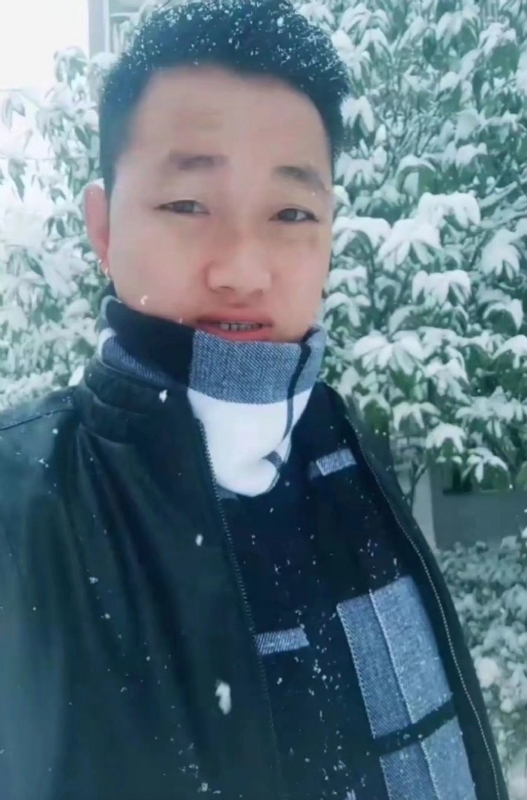 为爱拼一回的第一张照片--汕头相亲服务中心