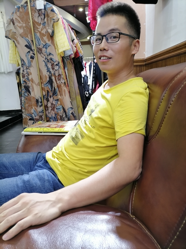 汪顺鹏的第二张照片--汕头相亲服务中心