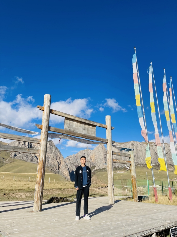 亦的第一张照片--汕头相亲服务中心