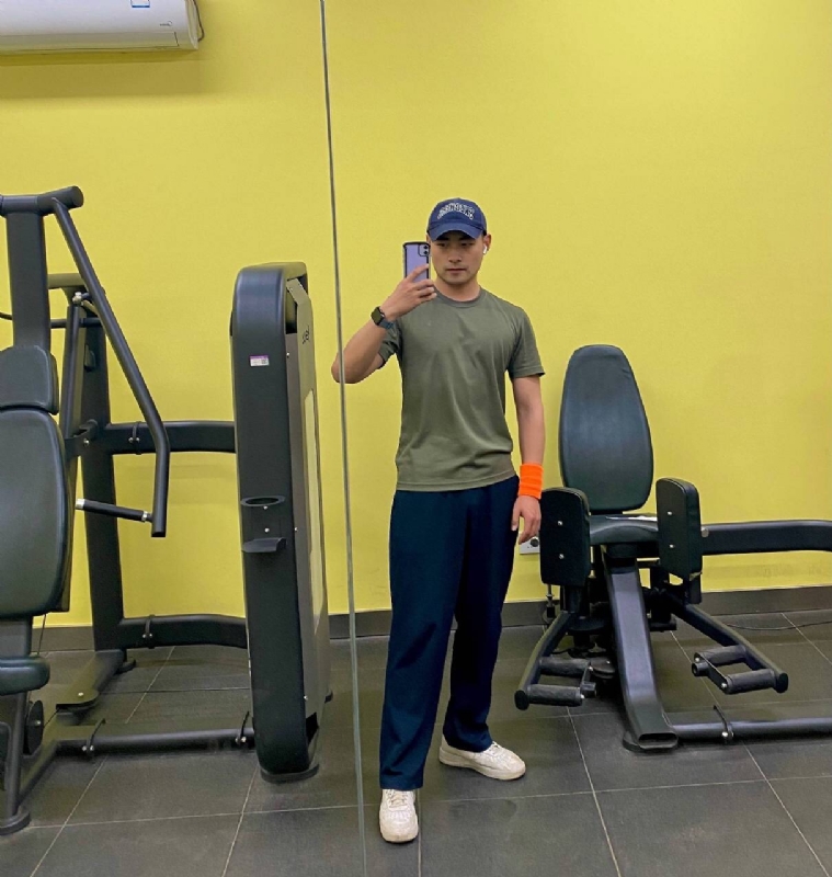 执念的第一张照片--汕头相亲服务中心