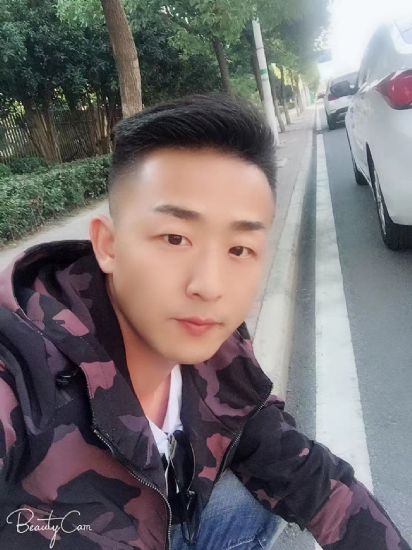 归心的第二张照片--汕头相亲服务中心