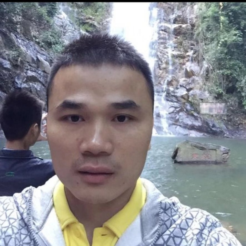 老梁的第一张照片--汕头相亲服务中心