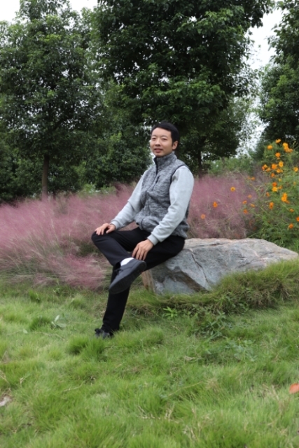 严小木的第一张照片--汕头相亲服务中心