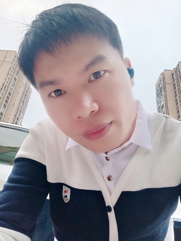 雨霁月清风的第二张照片--汕头相亲服务中心