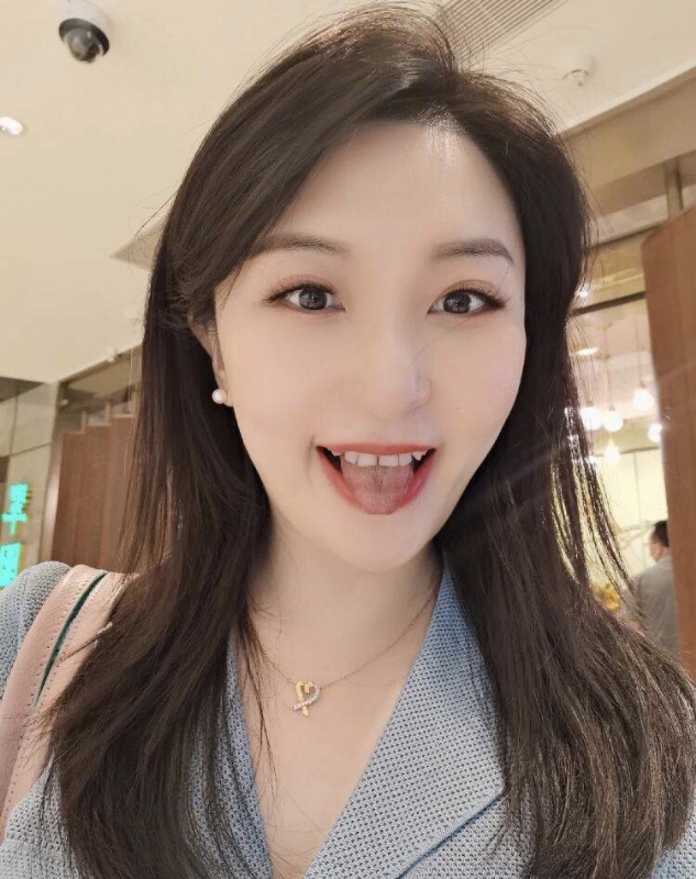 Judy的第三张照片--汕头相亲服务中心