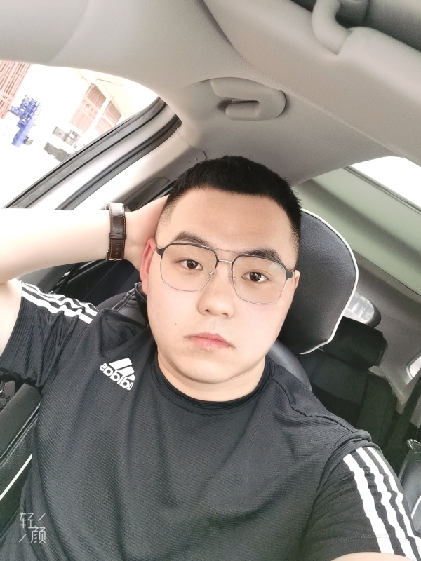 海阔天空的第一张照片--汕头相亲服务中心