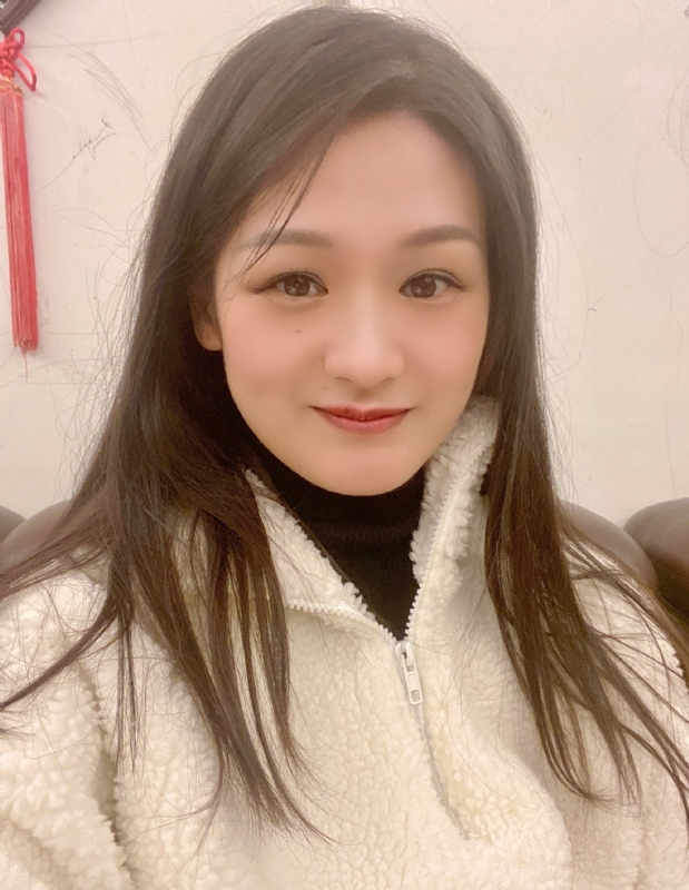 盧盈穎的第二张照片--汕头相亲服务中心