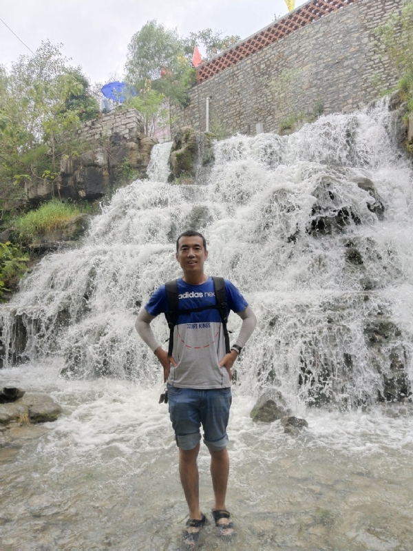 星矢的第一张照片--汕头相亲服务中心