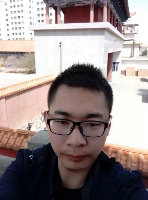 龙在天的第一张照片--汕头相亲服务中心