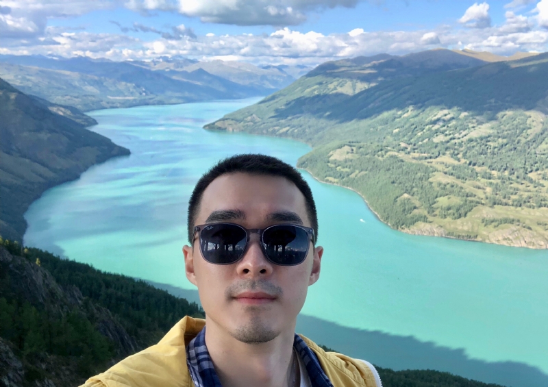 随风的第一张照片--汕头相亲服务中心