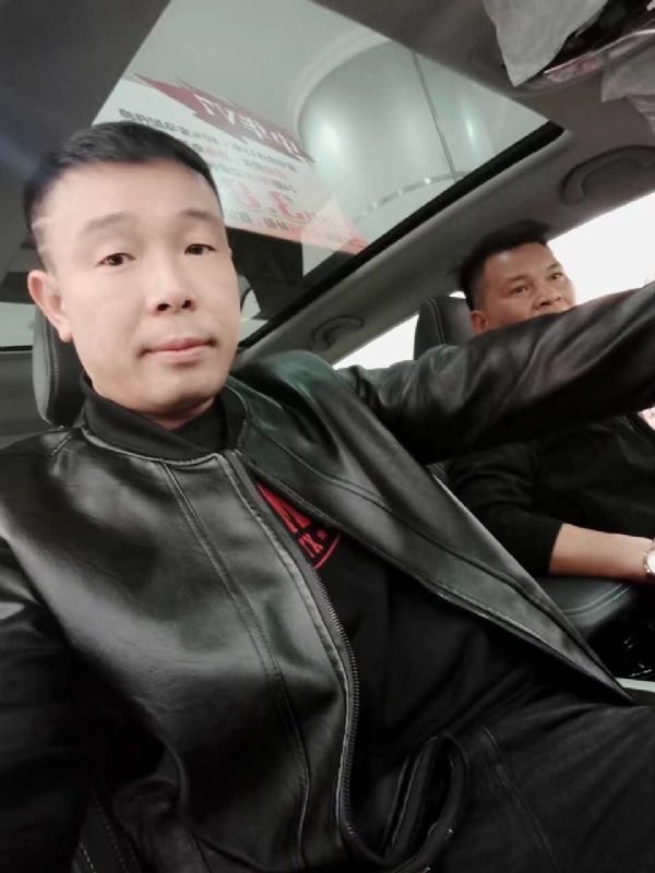 醉红尘的第一张照片--汕头相亲服务中心