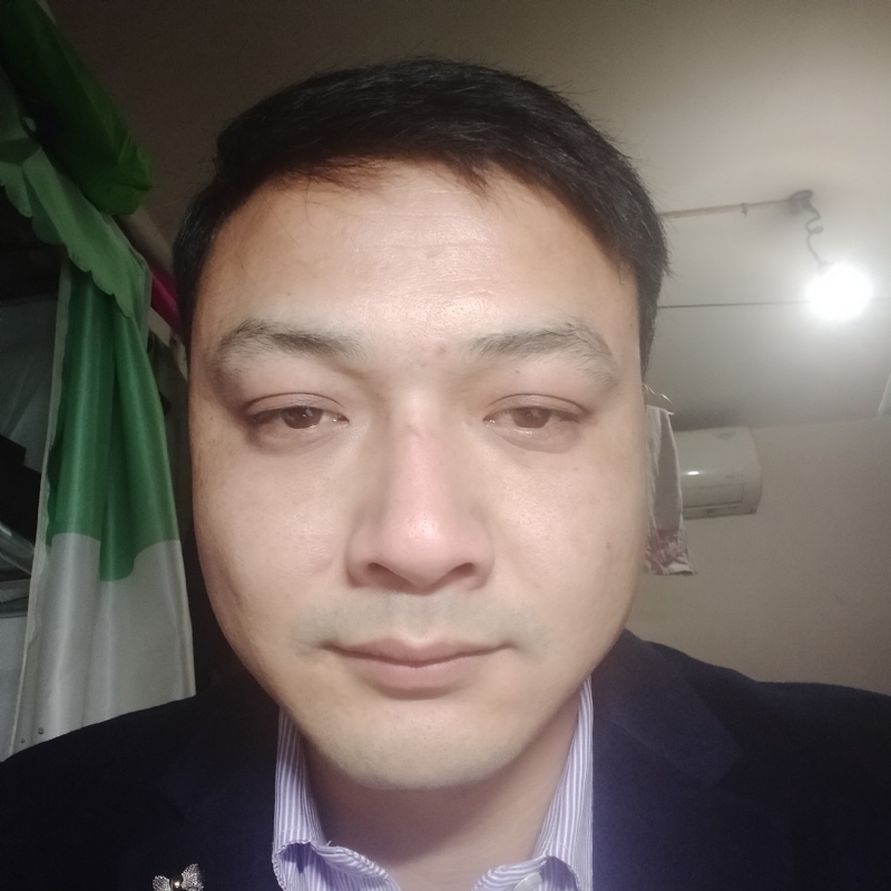 诸先生的第一张照片--汕头相亲服务中心