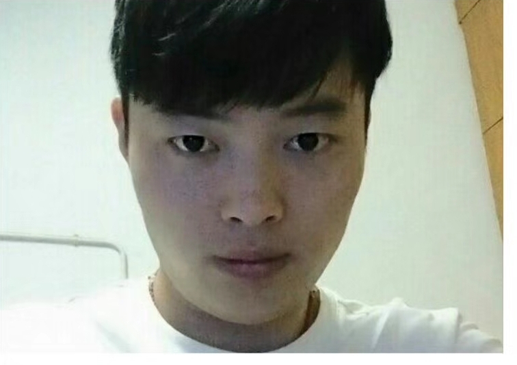 小张哥哥的第一张照片--汕头相亲服务中心