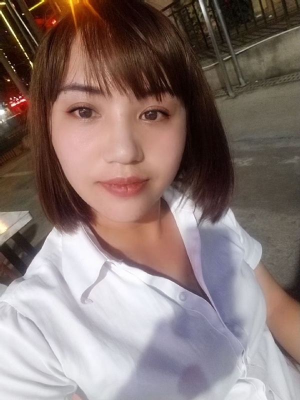 CC的第二张照片--汕头相亲服务中心