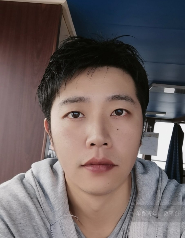 不太帅的男人的第二张照片--汕头相亲服务中心