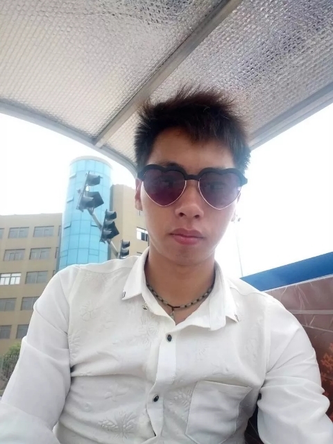 寻缘的第一张照片--汕头相亲服务中心