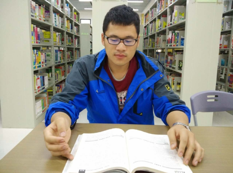 鲮的第四张照片--汕头相亲服务中心