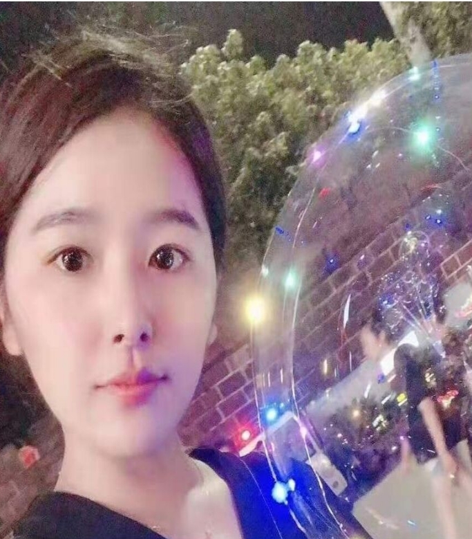 心碎小猪的第一张照片--汕头相亲服务中心