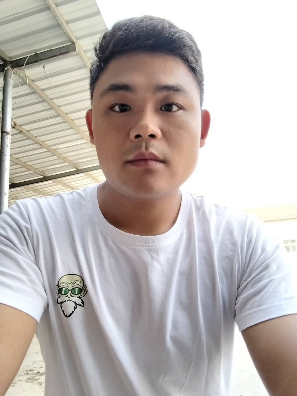 高大威武的第一张照片--汕头相亲服务中心