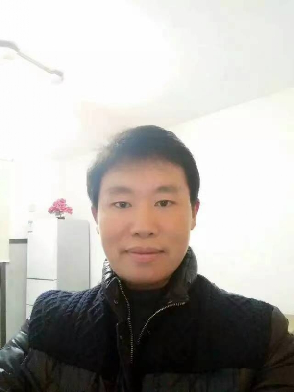 擎天柱的第一张照片--汕头相亲服务中心