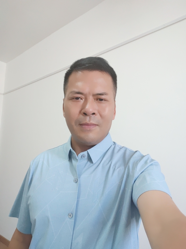 牵挂的第一张照片--汕头相亲服务中心