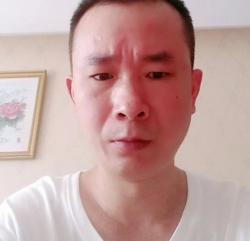 自由飞翔的第一张照片--汕头相亲服务中心