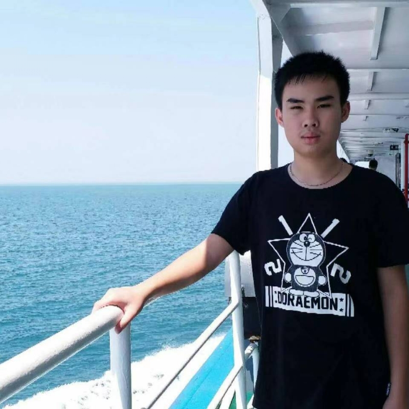 小绅士的第一张照片--汕头相亲服务中心