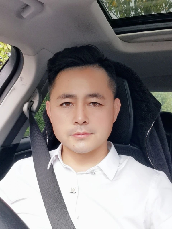 阿华大人的第二张照片--汕头相亲服务中心