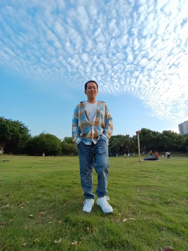 曹先生的第三张照片--汕头相亲服务中心