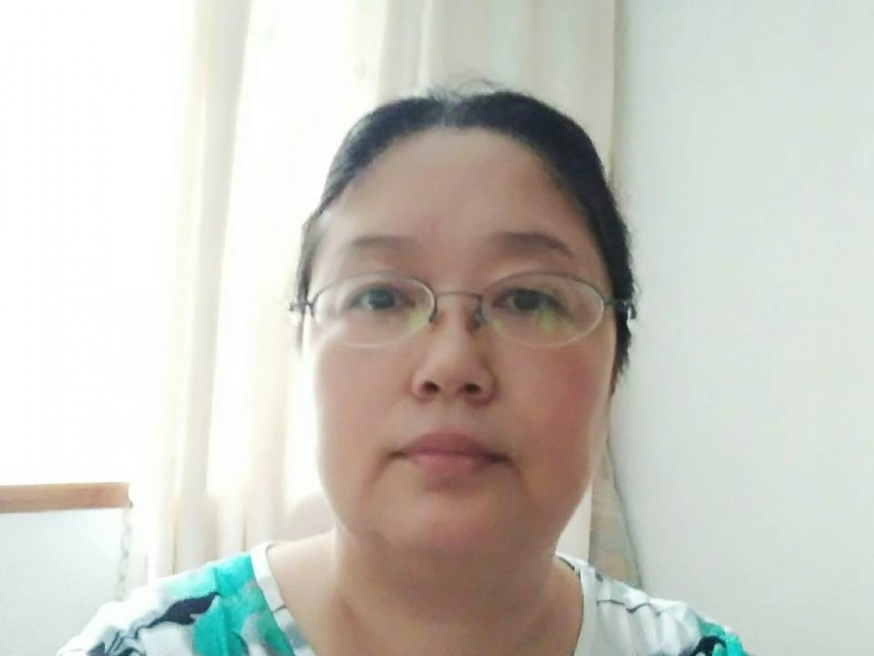 雨中漫步的第二张照片--汕头相亲服务中心