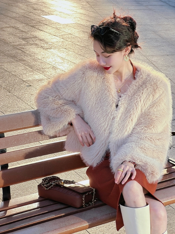 雷小姐的第一张照片--汕头相亲服务中心