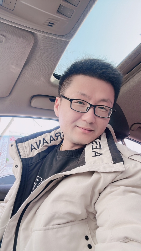 不离不弃的第二张照片--汕头相亲服务中心