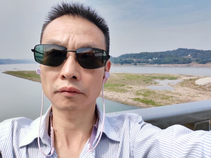 猪哥哥的第一张照片--汕头相亲服务中心