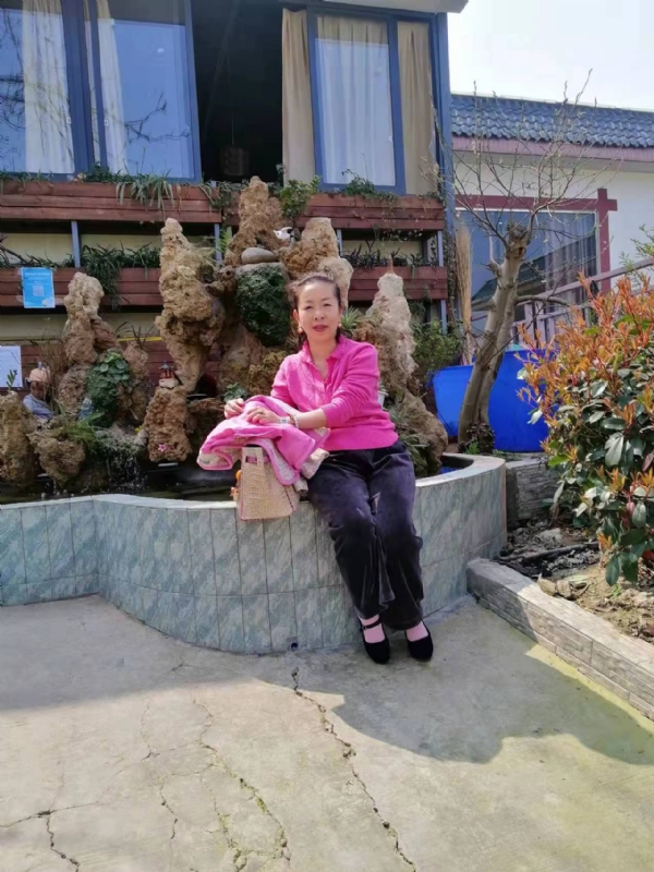 中秋桂花玉兔的第二张照片--汕头相亲服务中心