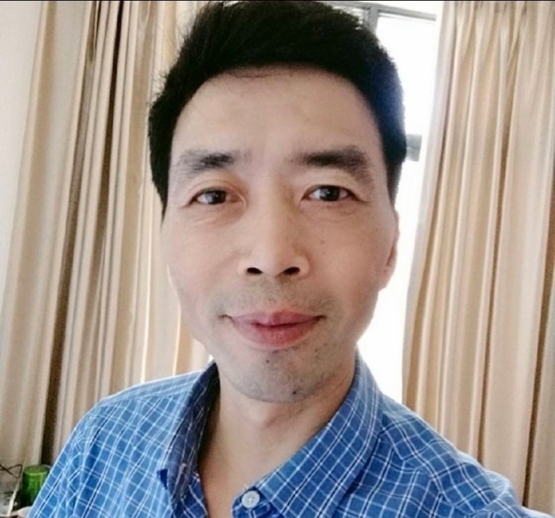 零距离的第二张照片--汕头相亲服务中心