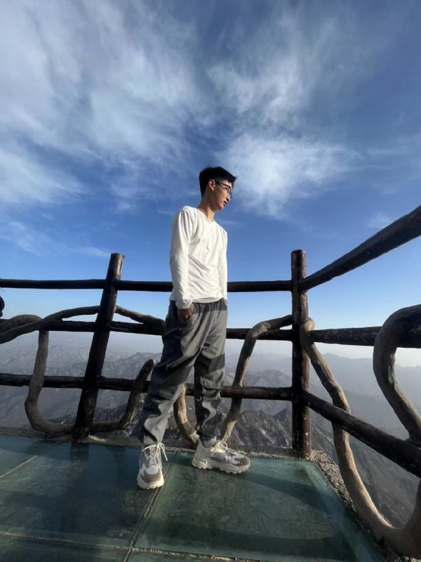 怜ぁ熙的第一张照片--汕头相亲服务中心